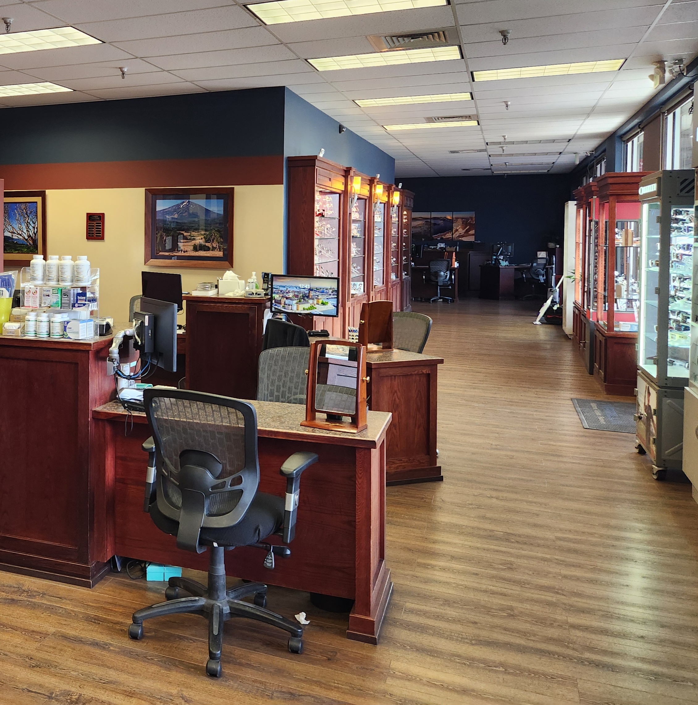 Lobby area prepared after cleaning service